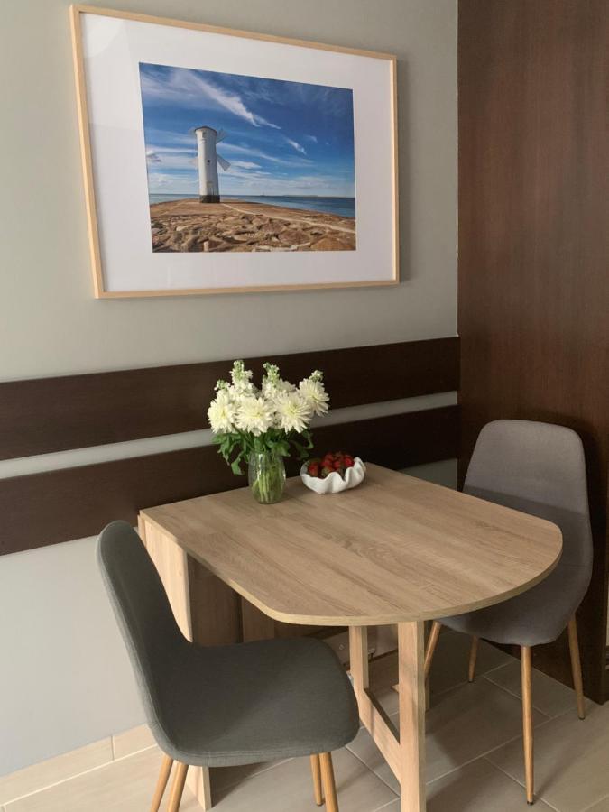Apartament- Blisko Morza- W Trzech Koronach Z Prv Miejscem Parkingowym W Cenie! Świnoujście Buitenkant foto